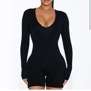 Naked wardrobe black romped